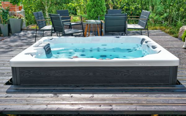 Cost of Spa Deck Remodeling in Howell